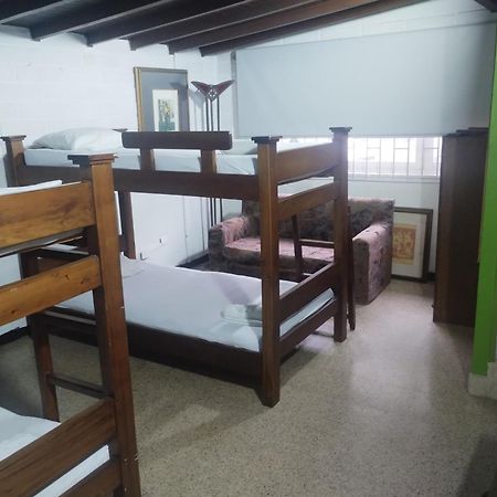 Hostel Spring City メデジン エクステリア 写真